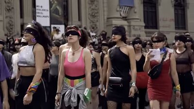 Mujeres de todo el mundo alzan la voz para decirnos a todos: ya basta de violencia de género