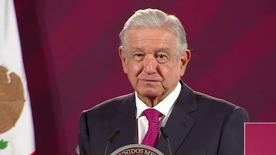 López Obrador dijo que él y su equipo nunca han actuado de forma corrupta.