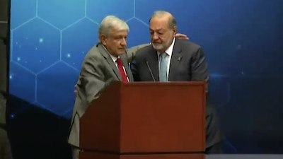 AMLO y Carlos Slim coincidieron en el Palacio de Minería