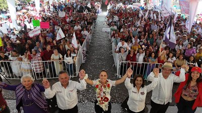 La doctora estuvo de gira por Querétaro