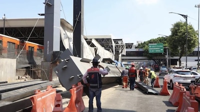 Cae viga en Tlalpan.