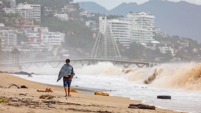 'Orlene' dejará lluvias intensas en varios estados del Pacífico Mexicano.