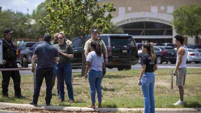 Según las investigaciones, Salvador Ramos se atrincheró en un salón