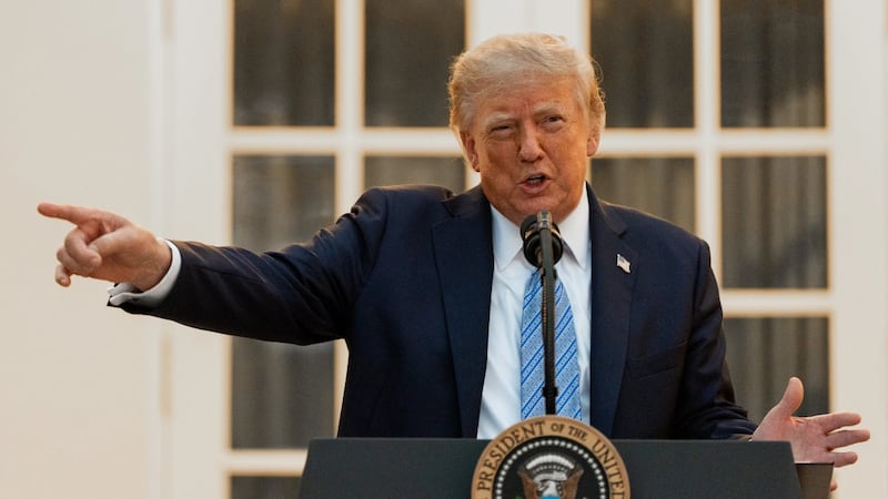 Trump prohíbe el acceso a la Casa Blanca a CNN, MS NOW y Politico por difundir “noticias falsas”