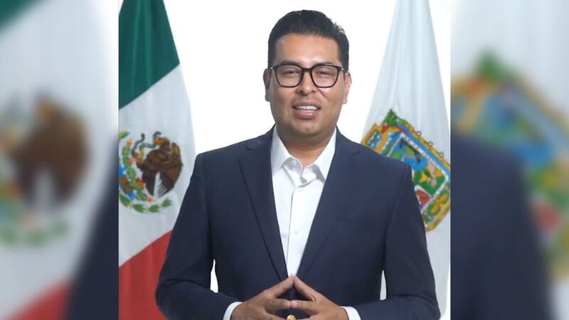 Néstor Camarillo abandona al PRI en el Senado; partido deja la Vicepresidencia de la Mesa Directiva