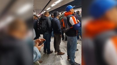 ambién la Línea 2 que va de Tasqueña a Cuatro Caminos tiene quejas por demoras