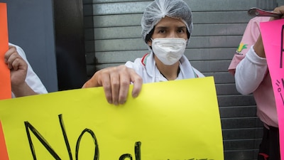 Entre sus demandas está que les amplíen el horario de atención hasta las 10 de la noche