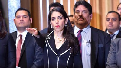 'A la familia no se le elige', dijo la Fiscal de Veracruz al aceptar su parentesco con operadora de Los Zetas