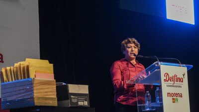 El equipo de la maestra Delfina indicó solicitó que el debate sea aplazado una semana