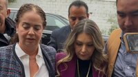 Alicia Villareal ratifica demanda contra su esposo, Cruz Martínez