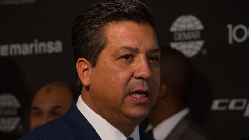 Cabeza de Vaca denuncia que su hijo fue interceptado por un comando armado