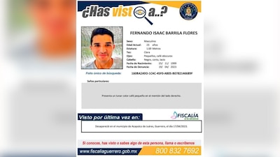 Fernando tiene 23 años, mide 1.69 metros y tiene un lunar en el mentón del lado derecho