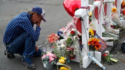 Antonio Basco llora la muerte de su esposa, Margie Reckard