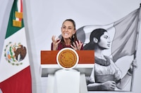 Sheinbaum agradece respaldo de AMLO y afirma que son “tiempos de definiciones”