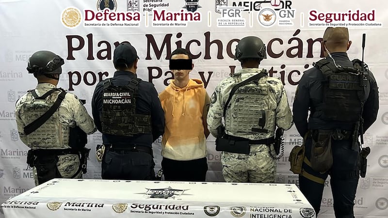 Plan Michoacán: Detienen a 2 personas y aseguran 120 cartuchos