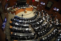 Ellos son los 17 legisladores de Morena que pidieron licencia para buscar una gubernatura en 2027