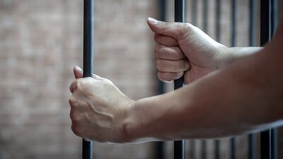 La jueza expuso que “una reclusa debe tener una relación positiva con su hija