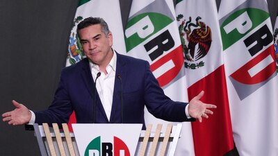 Pidió al PAN y al PRD reconsiderar salvar la alianza "Va por México"