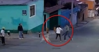 Hombre ataca con un machete a una mujer que trataba defender a unos perros callejeros en Puebla