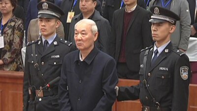 Se encuentra al centro y fue sentenciado a pena de muerte