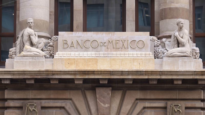 Banxico recorta tasa a 7.50% y prevé que inflación llegue a la meta hasta 2026