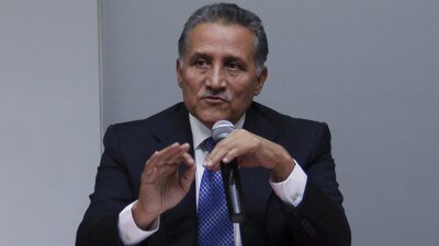 El senador priista tomará protesta como líder de la CNOP este viernes