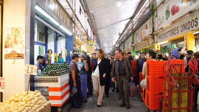 Zavala visitó este miércoles la Central de Abasto en la CDMX
