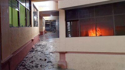 Pobladores quemaron un hospital y el ayuntamiento de Villa Rosas, Chiapas