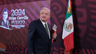 Ordenó a la canciller Alicia Bárcena emitir un comunicado sobre la irrupción a la Embajada