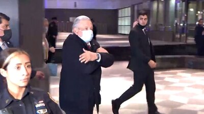 AMLO viajará en un vuelo comercial a Nueva York