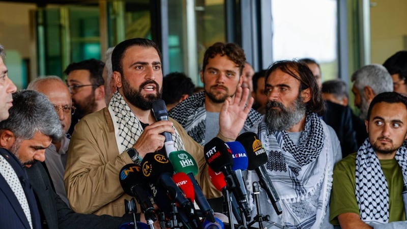Activistas de la Flotilla Global Sumud salen de la cárcel de Israel tras ser torturados