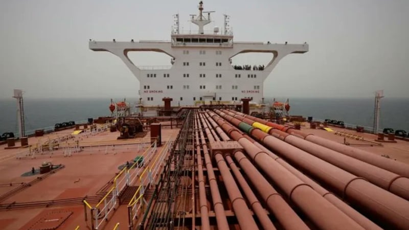 Cuba se alista para recibir 730 mil barriles de petróleo desde Rusia... Con permiso de EU