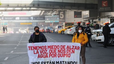Los padres exigen la atención inmediata para sus hijos.