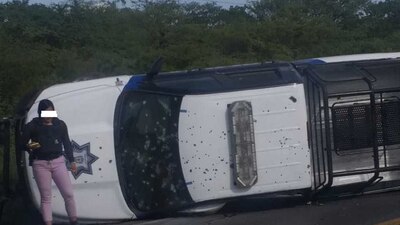 Dos policías sobrevivieron a la emboscada de un grupo armado