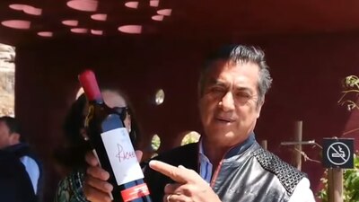 El candidato independiente visitó Monte Xanic, una bodega vinícola mexicana