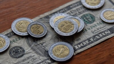 AMLO dijo que por décadas no se veía la apreciación de la moneda como ahora