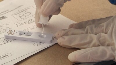 De un día para otro, se registraron más de 7 mil nuevos casos activos