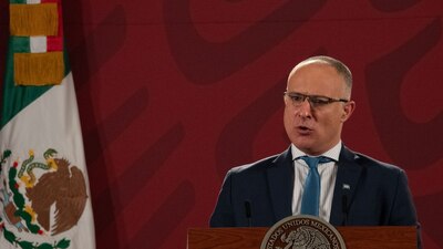 El titular del INSABI dijo que no elude su responsabilidad en la entrega de medicamentos.