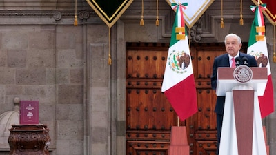 El Presidente fue ovacionado por la ciudadanía que acudió al Zócalo de la CDMX