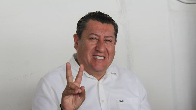 Diputado de MC celebra fiesta con narcocorridos y admite que fue un error