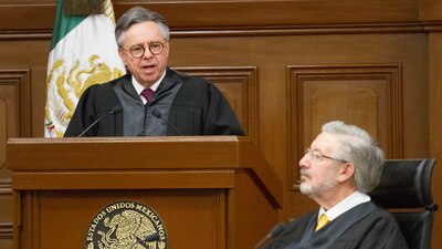 El Senado aceptó la renuncia de Eduardo Medina Mora.