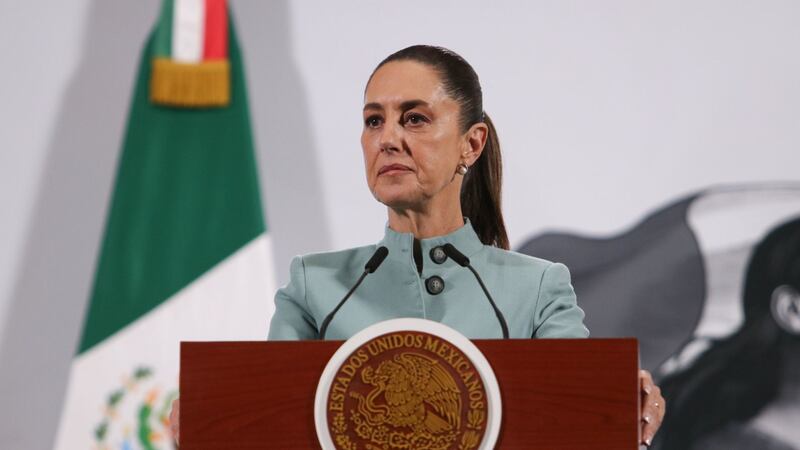 “Es parte de esta campañita”, dice Sheinbaum ante acusaciones de espionaje de la CIA en México