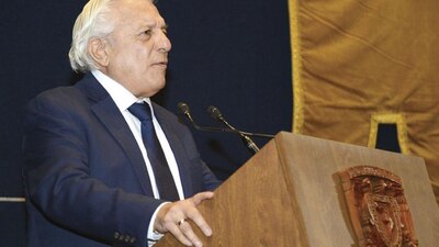 El docente fue vinculado a proceso por el delito de hostigamiento sexual