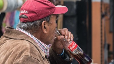 La carga impositiva la tienen que pagar los sectores más desprotegidos