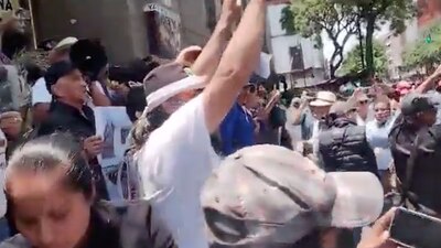 Manifestantes en favor de la minitra Norma Piña desmantelaron casas de campaña del grupo antagonista