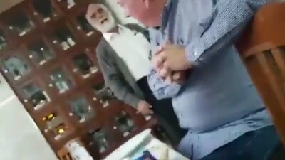 Diego Fernández de Cevallos en un restaurante