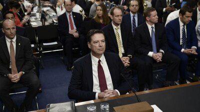 El exdirector del FBI le dijo a senadores de Estados Unidos que se sintió decepcionado cuando Trump lo corrió