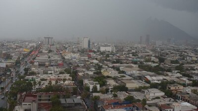 Además, se registraron accidentes y la muerte de una mujer tras ser electrocutada