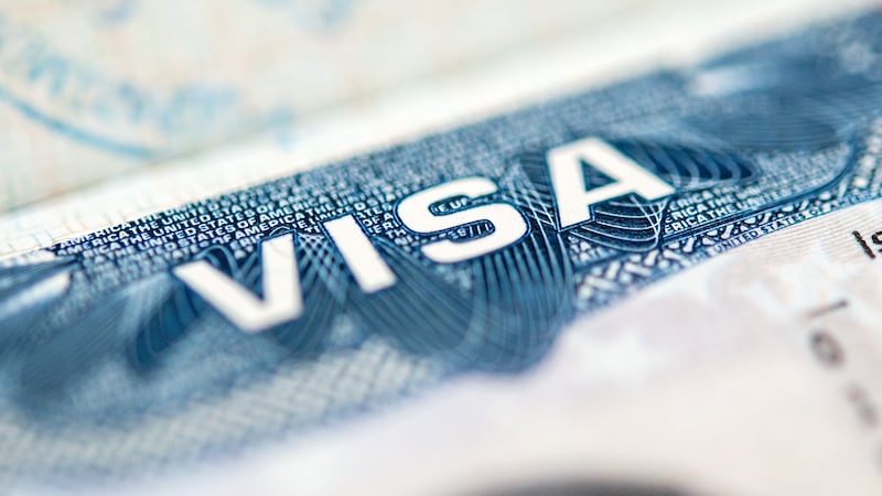 “Tener una visa es un privilegio, no un derecho”: EU reitera motivos para retirar el permiso