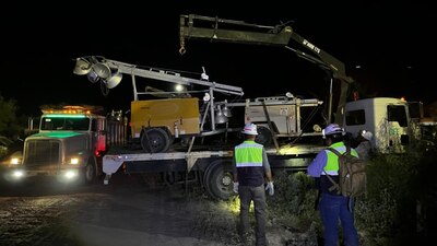 Los trabajadores permanecen atrapados al interior de los túneles de la mina
